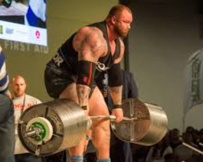 Hafþór Júlíus Björnsson is one of the real life hulks