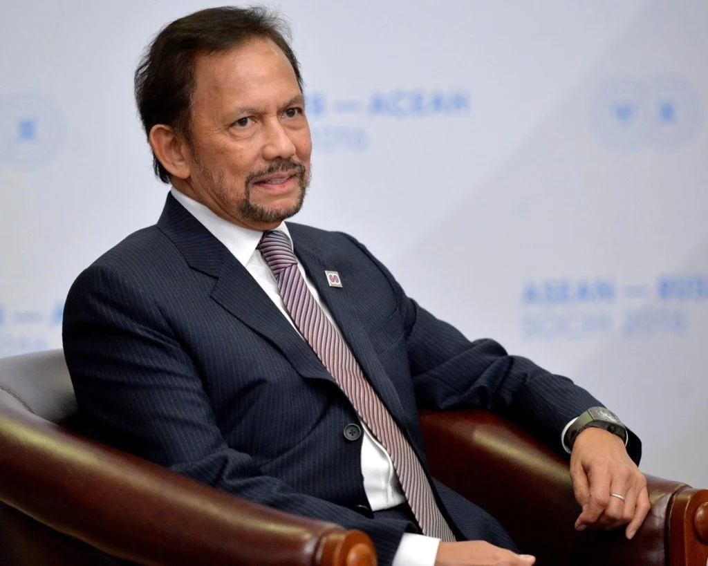 Hassanal Bolkiah is one of the richest arab kings