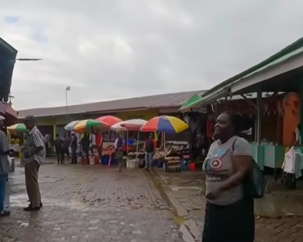 Pay Cash is one of the amazing facts about Suriname
