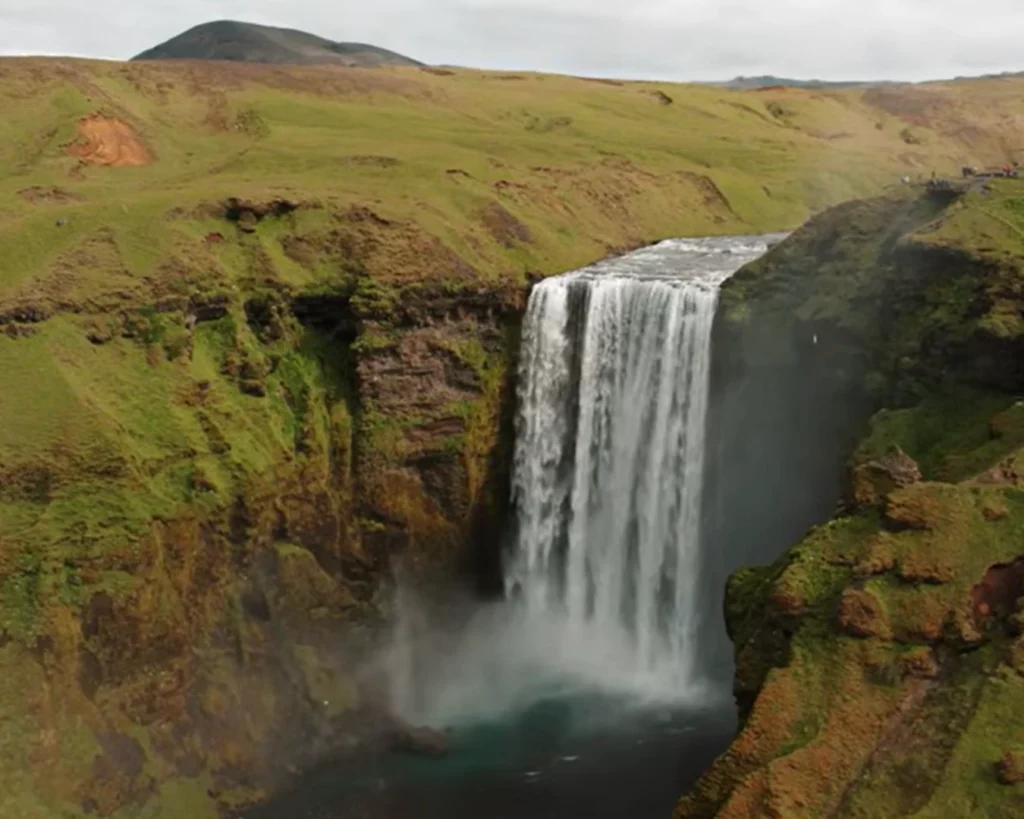 No Forest is one of the amazing facts about Iceland