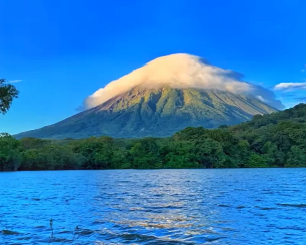 Land Of Lakes And Volcanoes is one of the amazing facts about Nicaragua