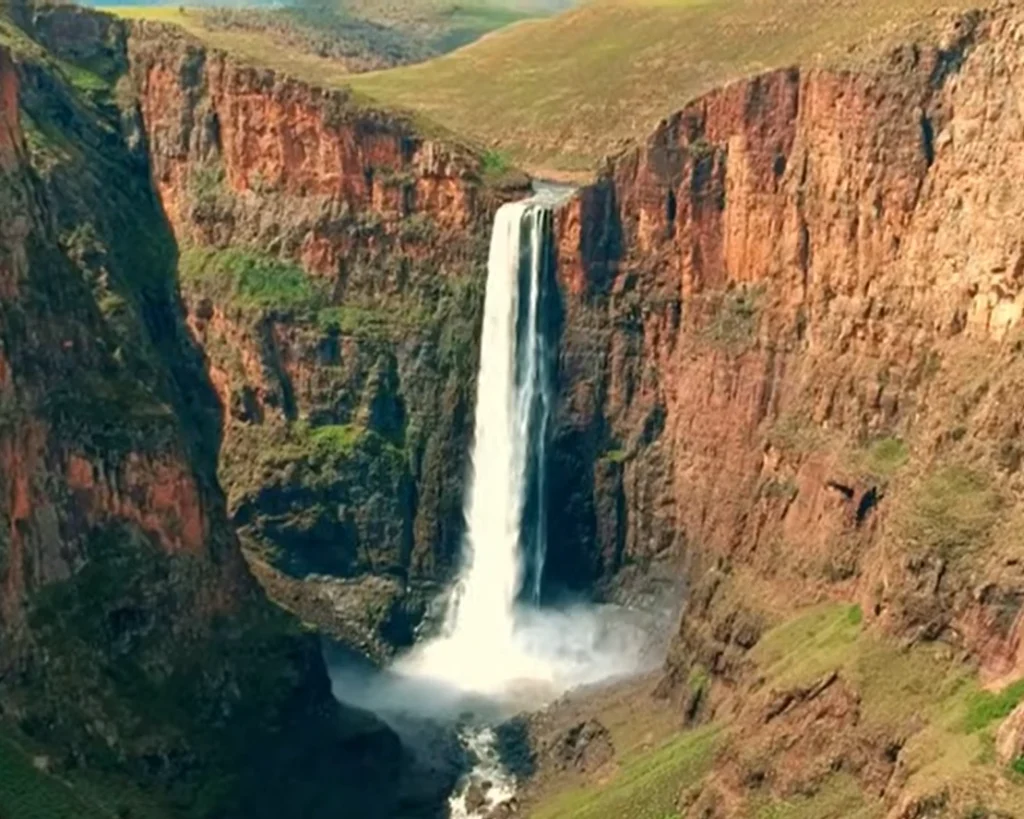 Multiple Capitals is one of the amazing facts about South Africa