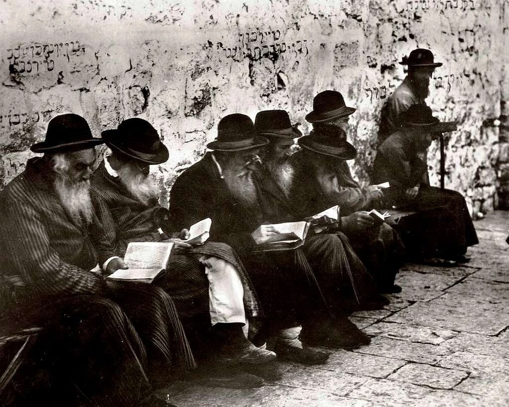 Unity is one of the reasons why jewish people are richer