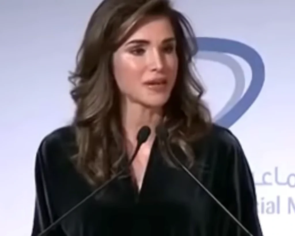 Queen Rania is one of the wealthy and beautiful princesses