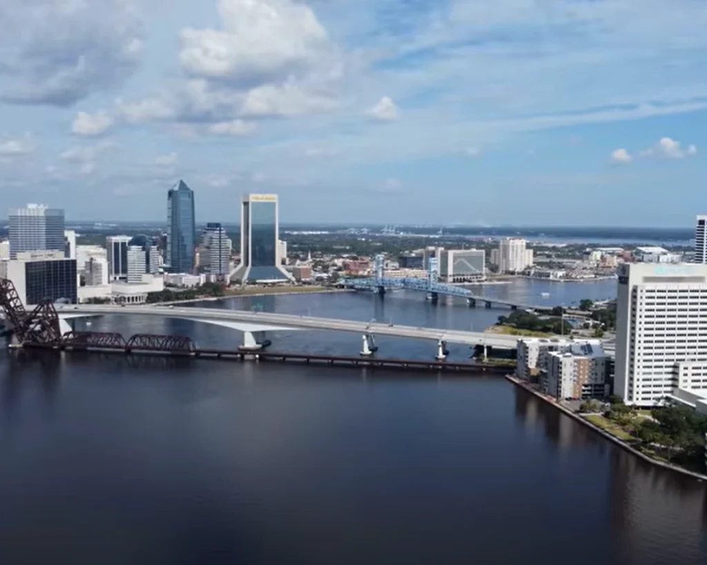 Extreme Weather is one of the amazing facts about Florida