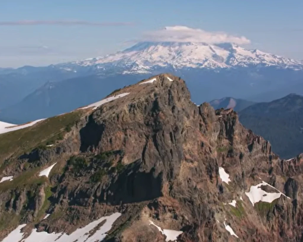 Mount Rainier is one of the best Washington mountains

