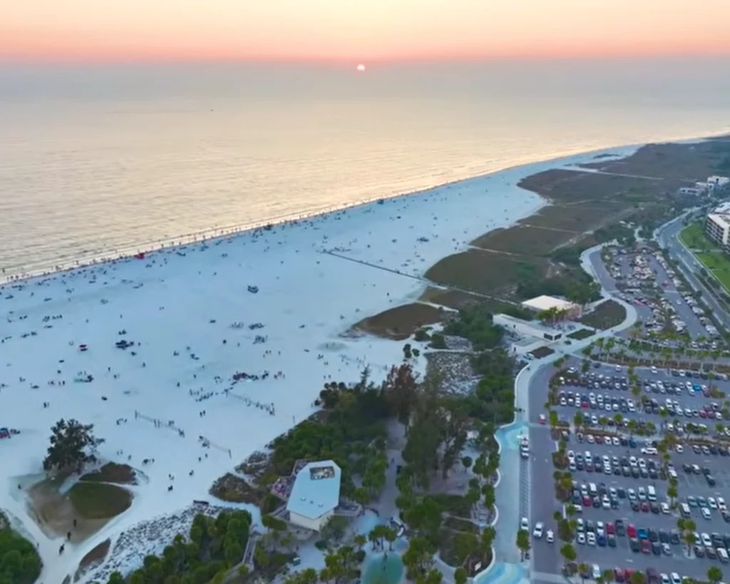 Siesta Key is one of the best islands of Florida