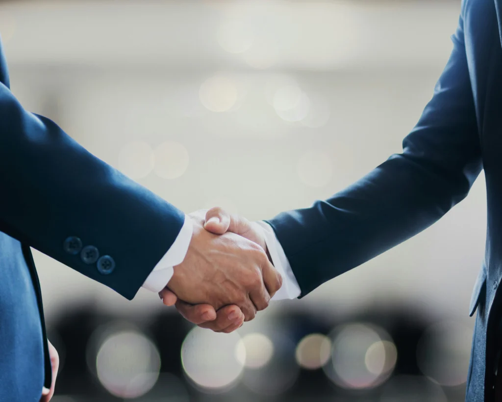 Righ Hand Use is one of the shocking facts about Saudi Arabia