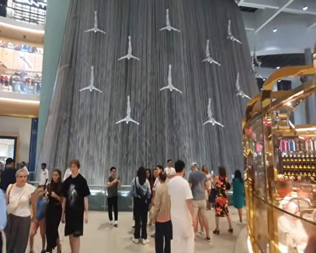 Dubai Mall is one of the amazing facts about Dubai