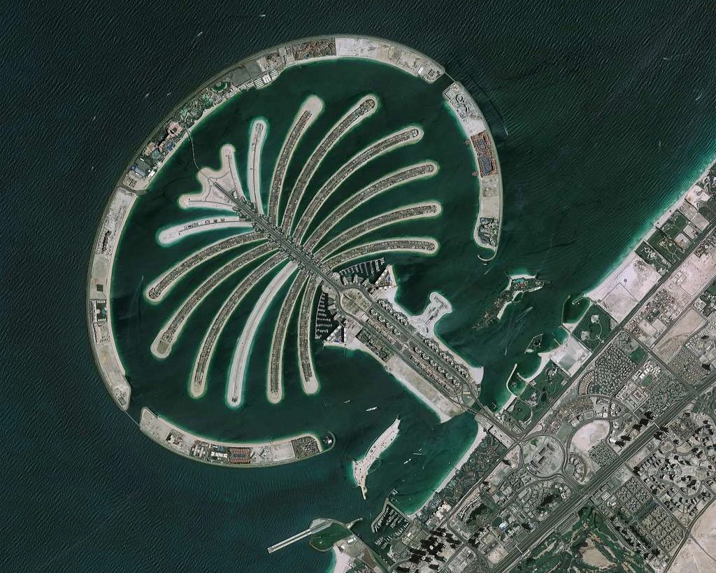 Palm Jumeirah is one of the amazing facts about Dubai